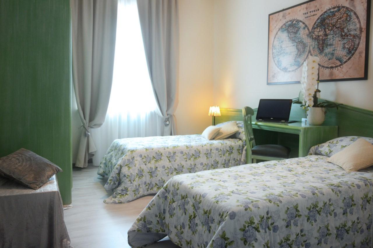 Hotel Oceano Peschiera del Garda Zewnętrze zdjęcie
