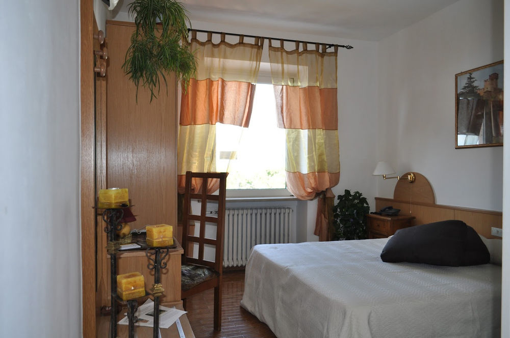 Hotel Oceano Peschiera del Garda Zewnętrze zdjęcie