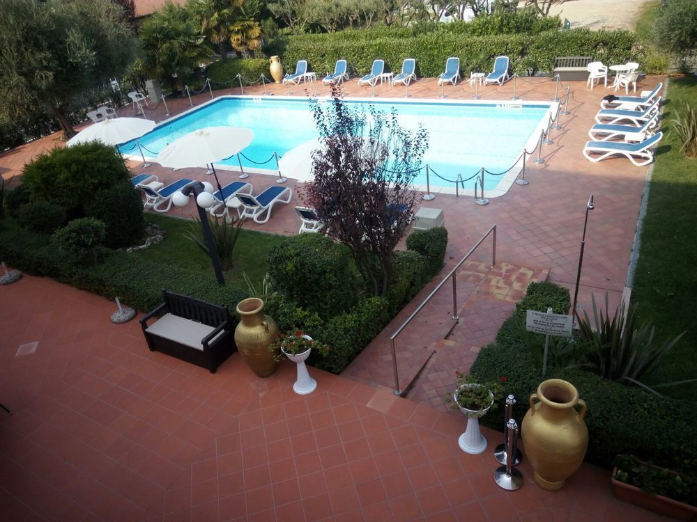 Hotel Oceano Peschiera del Garda Zewnętrze zdjęcie