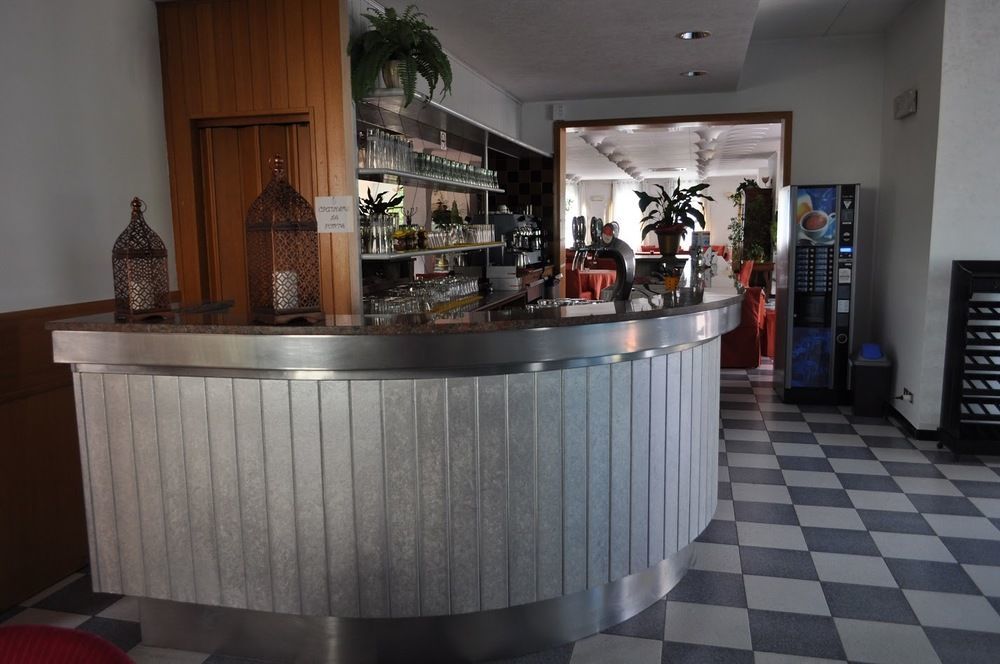 Hotel Oceano Peschiera del Garda Zewnętrze zdjęcie